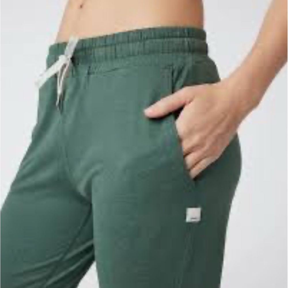 Green women’s joggers